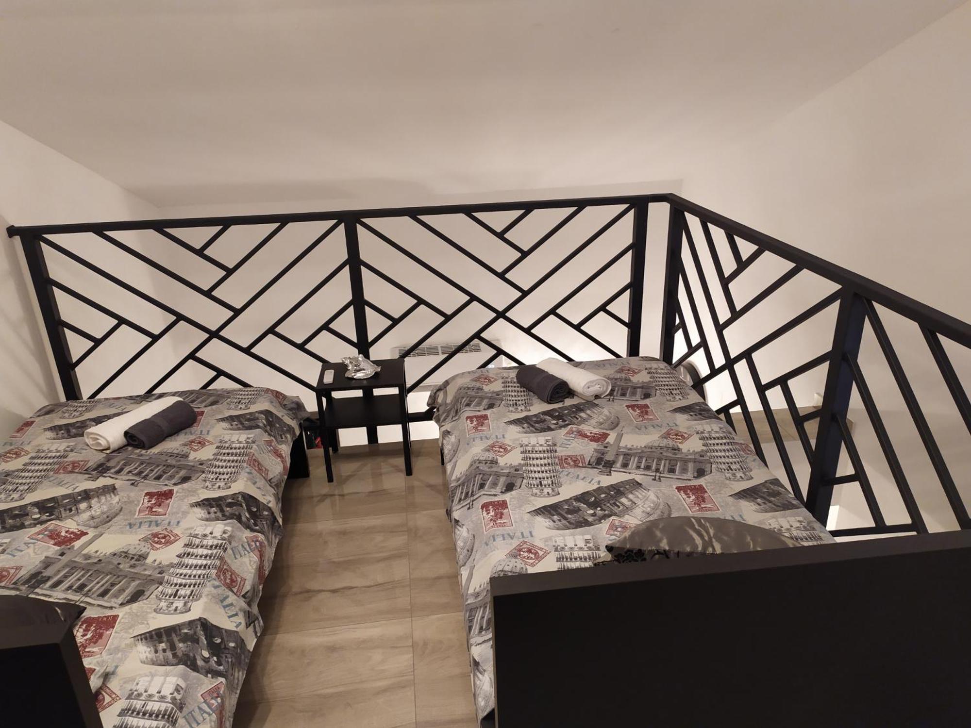 Apartmani Mira Nin Buitenkant foto
